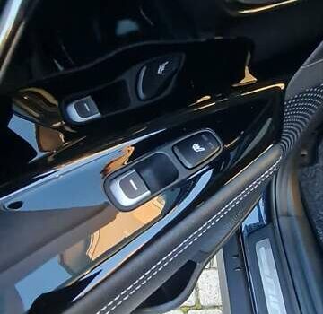 Киа Niro 2020 в Луцке на Automoto.ua Синий Киа Niro, объемом двигателя 0 л и пробегом 148 тыс. км за 16500 $, фото 22 на Automoto.ua