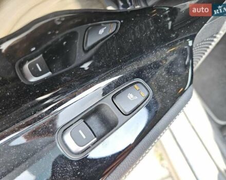 Синій Кіа Niro, об'ємом двигуна 0 л та пробігом 105 тис. км за 21193 $, фото 38 на Automoto.ua
