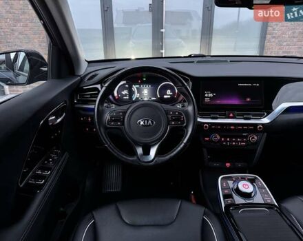 Синий Киа Niro, объемом двигателя 0 л и пробегом 95 тыс. км за 20500 $, фото 44 на Automoto.ua