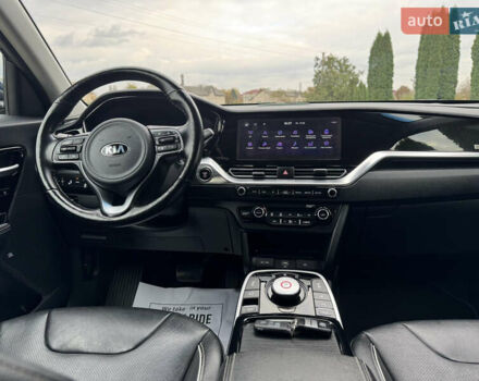 Киа Niro 2020 в Дубно на Automoto.ua Синий Киа Niro, объемом двигателя 0 л и пробегом 156 тыс. км за 19200 $, фото 65 на Automoto.ua