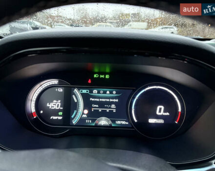 Синий Киа Niro, объемом двигателя 0 л и пробегом 125 тыс. км за 19600 $, фото 47 на Automoto.ua