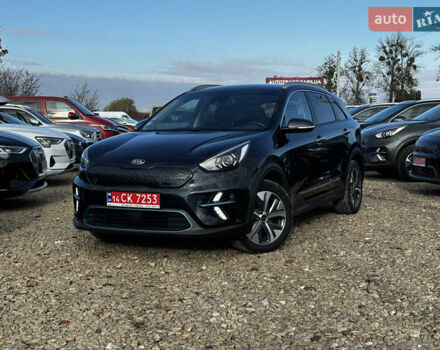 Синий Киа Niro, объемом двигателя 0 л и пробегом 76 тыс. км за 19999 $, фото 4 на Automoto.ua