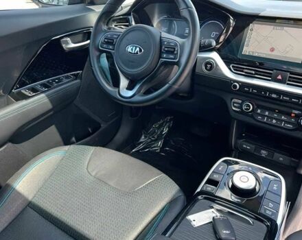 Синий Киа Niro, объемом двигателя 0 л и пробегом 32 тыс. км за 7800 $, фото 6 на Automoto.ua