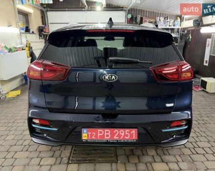 Синій Кіа Niro, об'ємом двигуна 0 л та пробігом 144 тис. км за 18799 $, фото 10 на Automoto.ua