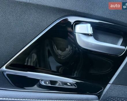 Синий Киа Niro, объемом двигателя 0 л и пробегом 138 тыс. км за 18350 $, фото 99 на Automoto.ua