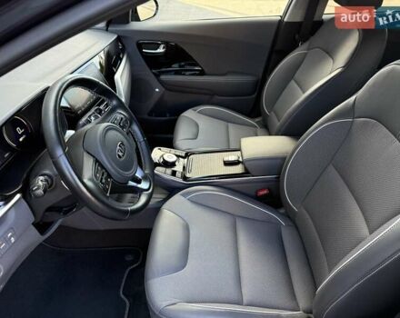 Синий Киа Niro, объемом двигателя 0 л и пробегом 43 тыс. км за 17699 $, фото 16 на Automoto.ua