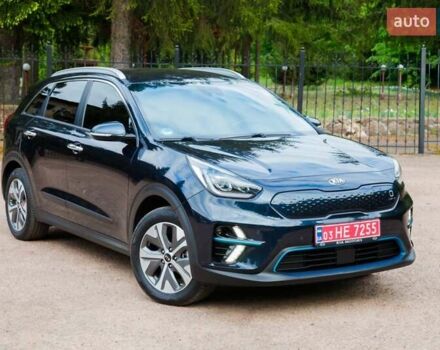 Синий Киа Niro, объемом двигателя 0 л и пробегом 99 тыс. км за 17950 $, фото 2 на Automoto.ua