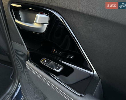 Синий Киа Niro, объемом двигателя 0 л и пробегом 130 тыс. км за 18900 $, фото 68 на Automoto.ua