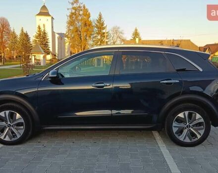 Киа Niro 2020 в Львове на Automoto.ua Синий Киа Niro, объемом двигателя 0 л и пробегом 149 тыс. км за 19900 $, фото 14 на Automoto.ua