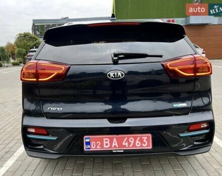 Синій Кіа Niro, об'ємом двигуна 0 л та пробігом 156 тис. км за 19300 $, фото 4 на Automoto.ua