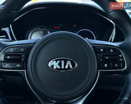 Синий Киа Niro, объемом двигателя 0 л и пробегом 58 тыс. км за 22900 $, фото 42 на Automoto.ua