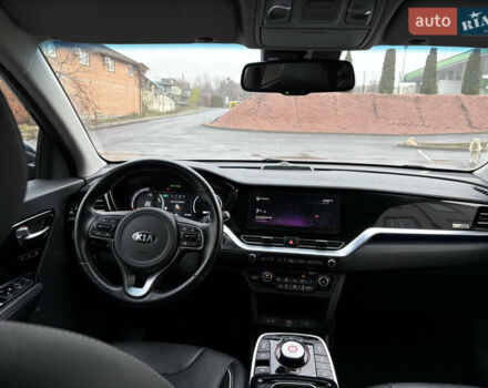 Синий Киа Niro, объемом двигателя 0 л и пробегом 101 тыс. км за 19900 $, фото 45 на Automoto.ua