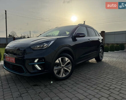 Синий Киа Niro, объемом двигателя 0 л и пробегом 156 тыс. км за 18900 $, фото 3 на Automoto.ua