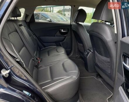 Синій Кіа Niro, об'ємом двигуна 0 л та пробігом 97 тис. км за 21950 $, фото 61 на Automoto.ua