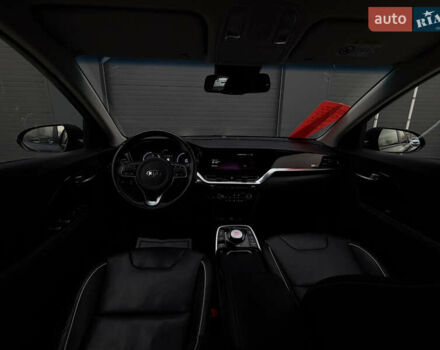 Синий Киа Niro, объемом двигателя 0 л и пробегом 135 тыс. км за 18999 $, фото 52 на Automoto.ua