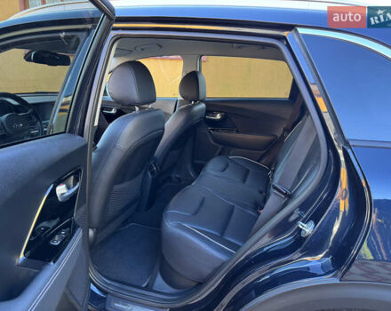 Синий Киа Niro, объемом двигателя 0 л и пробегом 170 тыс. км за 17999 $, фото 13 на Automoto.ua