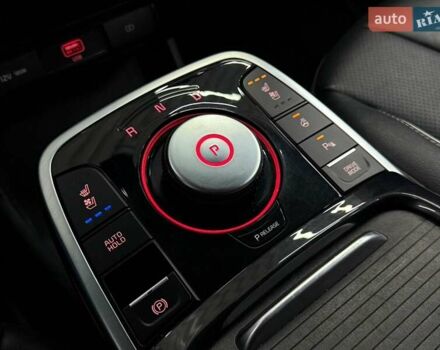 Синій Кіа Niro, об'ємом двигуна 0 л та пробігом 130 тис. км за 19071 $, фото 23 на Automoto.ua
