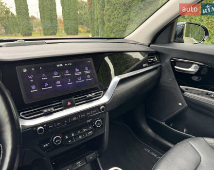 Киа Niro 2020 в Дубно на Automoto.ua Синий Киа Niro, объемом двигателя 0 л и пробегом 156 тыс. км за 19200 $, фото 62 на Automoto.ua