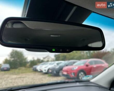 Синий Киа Niro, объемом двигателя 0 л и пробегом 117 тыс. км за 19900 $, фото 12 на Automoto.ua