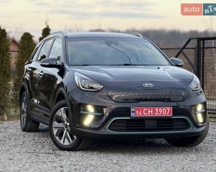 Синій Кіа Niro, об'ємом двигуна 0 л та пробігом 81 тис. км за 19350 $, фото 3 на Automoto.ua