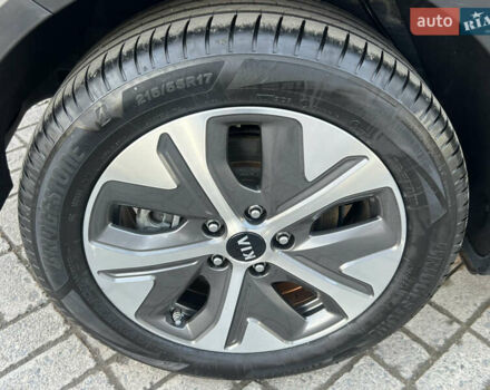 Синий Киа Niro, объемом двигателя 0 л и пробегом 92 тыс. км за 18799 $, фото 28 на Automoto.ua