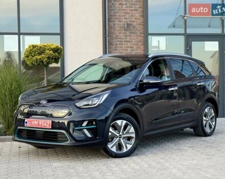 Синий Киа Niro, объемом двигателя 0 л и пробегом 90 тыс. км за 20800 $, фото 6 на Automoto.ua