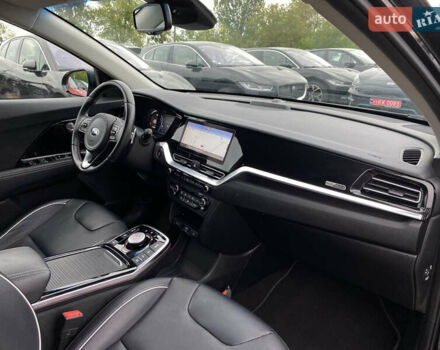 Синій Кіа Niro, об'ємом двигуна 0 л та пробігом 138 тис. км за 21200 $, фото 99 на Automoto.ua