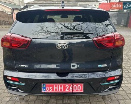 Синій Кіа Niro, об'ємом двигуна 0 л та пробігом 170 тис. км за 18300 $, фото 4 на Automoto.ua