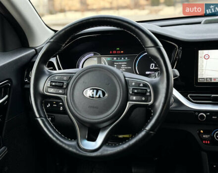 Синій Кіа Niro, об'ємом двигуна 0 л та пробігом 130 тис. км за 18990 $, фото 53 на Automoto.ua