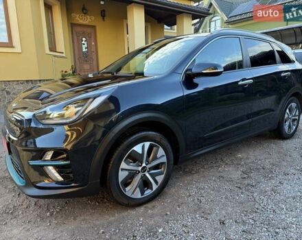 Синий Киа Niro, объемом двигателя 0 л и пробегом 138 тыс. км за 18350 $, фото 2 на Automoto.ua
