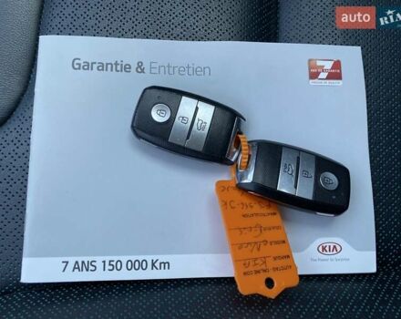 Киа Niro 2020 в Львове на Automoto.ua Синий Киа Niro, объемом двигателя 0 л и пробегом 75 тыс. км за 22900 $, фото 51 на Automoto.ua