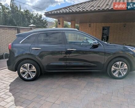 Киа Niro 2020 в Луцке на Automoto.ua Синий Киа Niro, объемом двигателя 0 л и пробегом 157 тыс. км за 19700 $, фото 10 на Automoto.ua