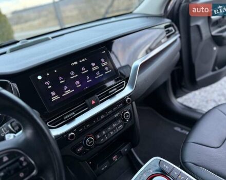 Синій Кіа Niro, об'ємом двигуна 0 л та пробігом 81 тис. км за 19350 $, фото 50 на Automoto.ua