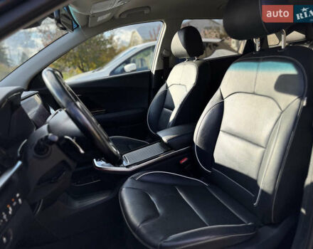 Синий Киа Niro, объемом двигателя 0 л и пробегом 129 тыс. км за 19062 $, фото 7 на Automoto.ua
