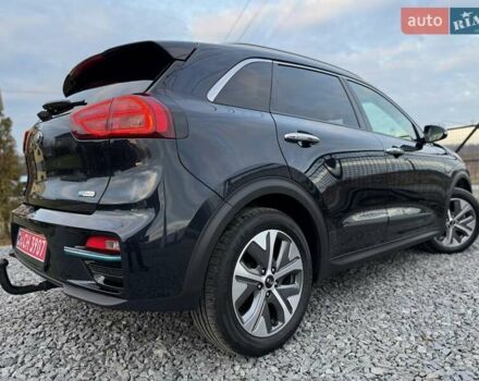 Синій Кіа Niro, об'ємом двигуна 0 л та пробігом 81 тис. км за 19350 $, фото 43 на Automoto.ua