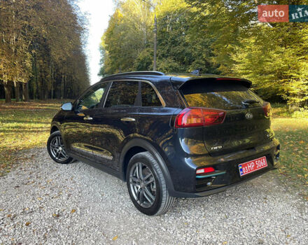 Синій Кіа Niro, об'ємом двигуна 0 л та пробігом 109 тис. км за 20578 $, фото 3 на Automoto.ua