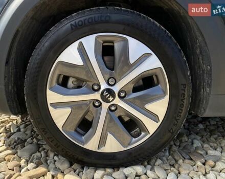 Синій Кіа Niro, об'ємом двигуна 0 л та пробігом 75 тис. км за 23900 $, фото 22 на Automoto.ua