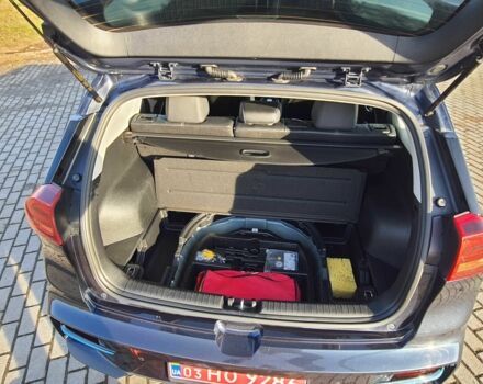 Синий Киа Niro, объемом двигателя 0 л и пробегом 108 тыс. км за 19900 $, фото 22 на Automoto.ua