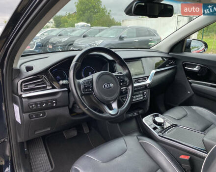Синий Киа Niro, объемом двигателя 0 л и пробегом 119 тыс. км за 20800 $, фото 35 на Automoto.ua
