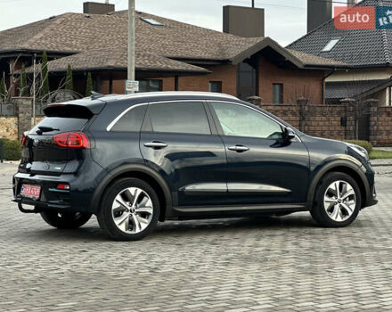 Синій Кіа Niro, об'ємом двигуна 0 л та пробігом 130 тис. км за 18990 $, фото 7 на Automoto.ua