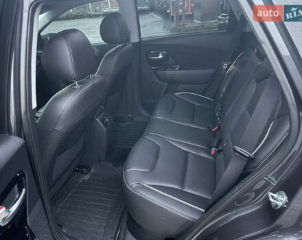 Синій Кіа Niro, об'ємом двигуна 0 л та пробігом 139 тис. км за 18500 $, фото 19 на Automoto.ua