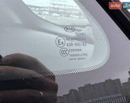 Синій Кіа Niro, об'ємом двигуна 0 л та пробігом 133 тис. км за 18900 $, фото 66 на Automoto.ua