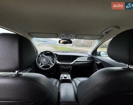 Синий Киа Niro, объемом двигателя 0 л и пробегом 155 тыс. км за 19900 $, фото 38 на Automoto.ua