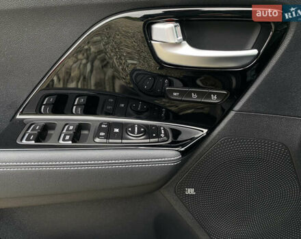 Синій Кіа Niro, об'ємом двигуна 0 л та пробігом 138 тис. км за 21200 $, фото 33 на Automoto.ua