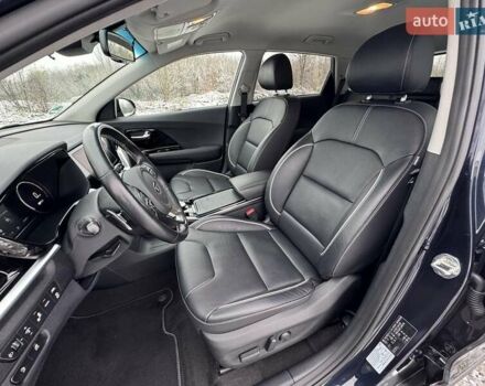 Синій Кіа Niro, об'ємом двигуна 0 л та пробігом 134 тис. км за 19300 $, фото 12 на Automoto.ua