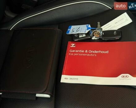 Синій Кіа Niro, об'ємом двигуна 0 л та пробігом 130 тис. км за 19071 $, фото 34 на Automoto.ua
