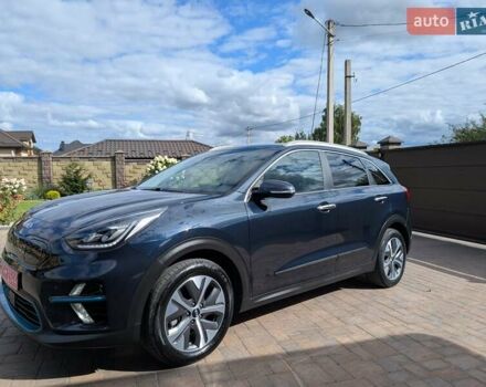 Киа Niro 2020 в Луцке на Automoto.ua Синий Киа Niro, объемом двигателя 0 л и пробегом 157 тыс. км за 19700 $, фото 1 на Automoto.ua