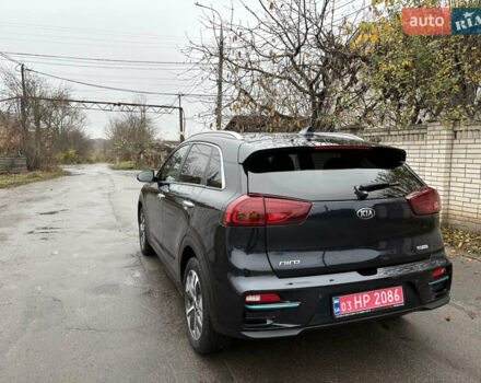 Синий Киа Niro, объемом двигателя 0 л и пробегом 115 тыс. км за 19900 $, фото 9 на Automoto.ua