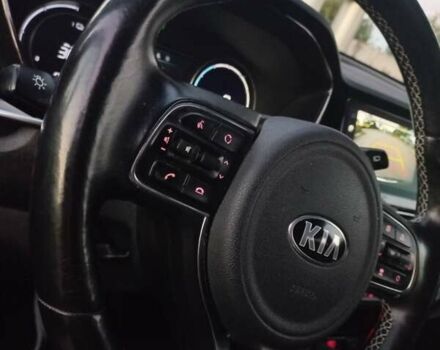 Синій Кіа Niro, об'ємом двигуна 0 л та пробігом 105 тис. км за 21193 $, фото 26 на Automoto.ua