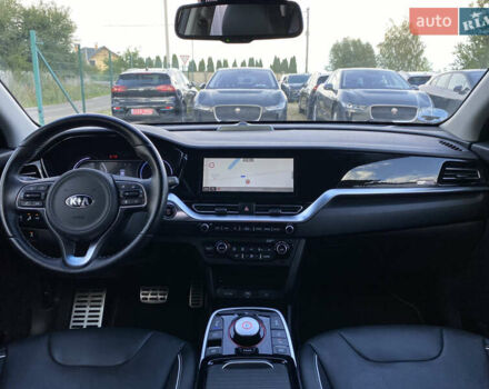 Синій Кіа Niro, об'ємом двигуна 0 л та пробігом 76 тис. км за 22900 $, фото 2 на Automoto.ua